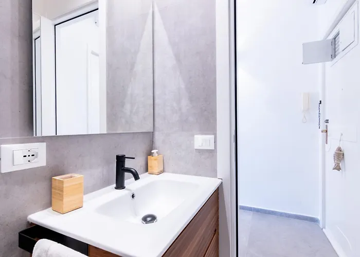 Sofia's At Mondello Apartmán *