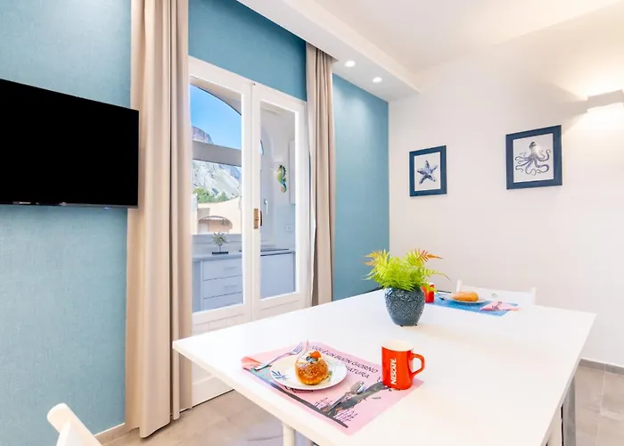 Sofia's At Mondello 巴勒莫